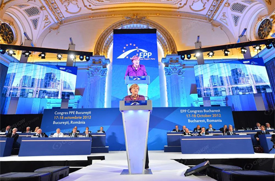 Küçük Aralıklı Dış Mekan LED Ekranı Nasıl Çalışır? Chipshow C-Lite-Plus En İyi Çözümünüz Olabilir!