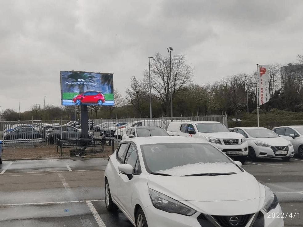 Chipshow neden her zaman parlıyor?
